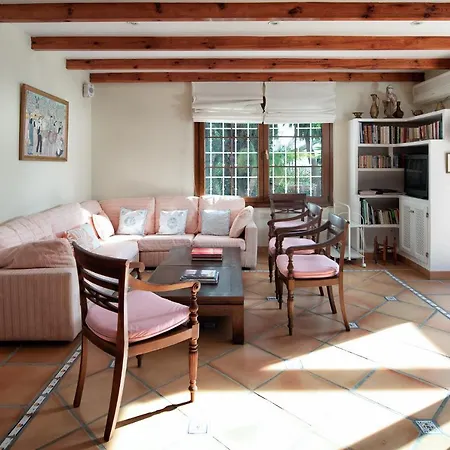 Villa Cse Laurel